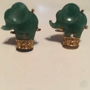 Swank signed 1940’s gold toned jade cuff links